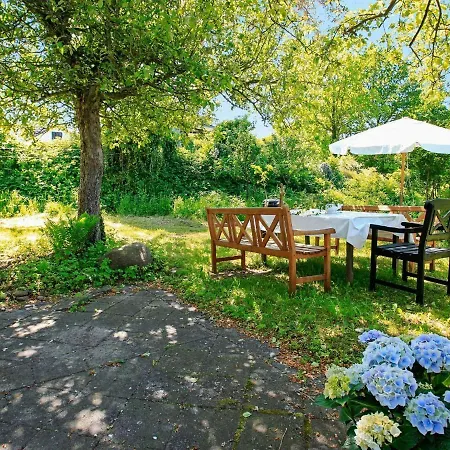 Two-bedroom Holiday In 3 Holiday home