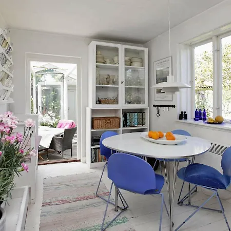Two-bedroom Holiday In 3 Holiday home *