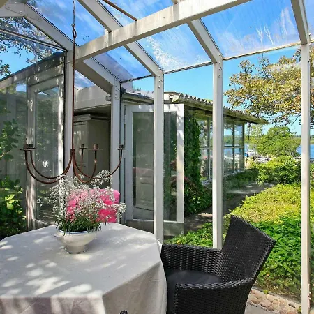 Two-bedroom Holiday In 3 * Svendborg