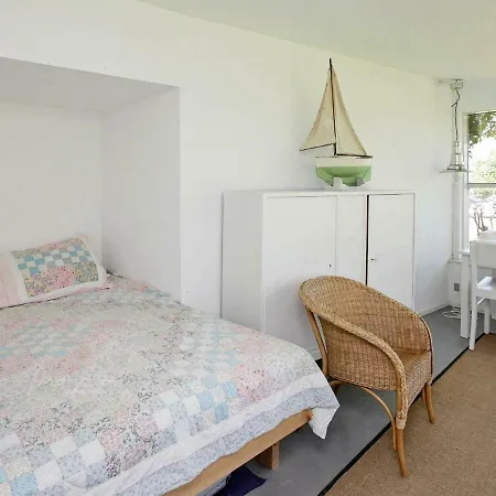 Two-bedroom Holiday In 3 * Svendborg
